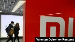 乌克兰基辅的一家小米手机店。(资料照,2020年10月,路透社)