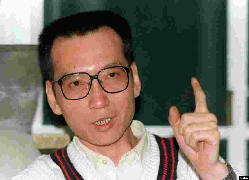 1995年3月，中国学者刘晓波接受采访。