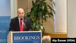 Đại sứ Iraq ở Mỹ Lukman Faily