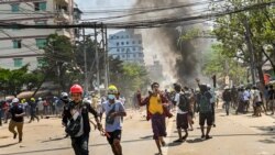 ဆန္ဒပြသူတွေကို အကြမ်းဖက်မှုတွေကြောင့် နယ်စပ်ဒေသတွေမှာလည်း စိုးရိမ်မှုတိုးလာ ဆန္ဒပြသူတွေကို အကြမ်းဖက်မှုတွေကြောင့် နယ်စပ်ဒေသတွေမှာလည်း စိုးရိမ်မှုတိုးလာ