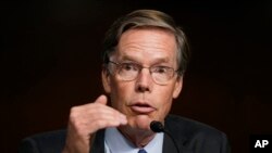 伯恩斯2021年10月20日在参议院外交关系委员会接受质询(美联社)