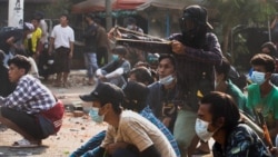 ဖရူဆိုမြို့ စစ်ဆေးရေးဂိတ်မှာ စစ်သင်တန်းဆင်း လူငယ် ၇၀ ကျော် ဖမ်းခံရ ဖရူဆိုမြို့ စစ်ဆေးရေးဂိတ်မှာ စစ်သင်တန်းဆင်း လူငယ် ၇၀ ကျော် ဖမ်းခံရ