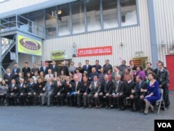 美国台湾客家乡亲欢迎王金平率领的祝贺团(美国之音容易拍摄)