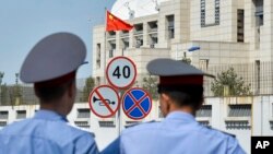 ရှင်ဂျန်းပြည်နယ်ရှိ လုံခြုံရေးရဲများ