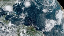 Sally ဟာရီကိန်းမုန်တိုင်း အမေရိကန်တောင်ပိုင်းပြည်နယ်တွေကို ခြိမ်းခြောက်နေ Sally ဟာရီကိန်းမုန်တိုင်း အမေရိကန်တောင်ပိုင်းပြည်နယ်တွေကို ခြိမ်းခြောက်နေ