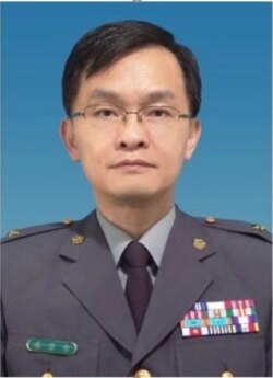 前台湾国防大学政治作战学院院长余宗基将军 (照片本人提供)