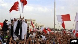 Демонстранти вимагають політичних та економічних реформ в країні