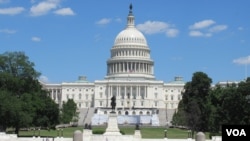 资料照:美国国会大厦(美国之音记者李逸华拍摄)