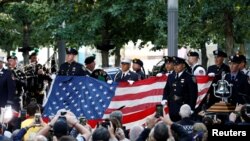 9/11 နှစ်ပတ်လည် အခမ်းအနားများ ကျင်းပ ( သတင်းဓါတ်ပုံ)