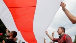 Belarus မှာ ဆန္ဒပြမှုတွေ အရှိန်မြင့် ဆက်ဖြစ်နေ Belarus မှာ ဆန္ဒပြမှုတွေ အရှိန်မြင့် ဆက်ဖြစ်နေ