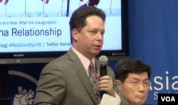 甘思徳,战略与国际研究中心中国项目副主任 (美国之音章真拍摄)