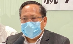 本身是执业律师的民主党前主席何俊仁表示,律政司由以往进展公平审判,变成前进重判,他形容是高压及仇视(美国之音/汤惠芸)