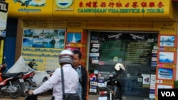 柬埔寨现有华人约80万,另有从大陆到柬经商务工的中国人近20万。(美国之音朱诺拍摄,2013年5月30日)