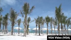 中国优联集团在柬埔寨国公省七星海打造大型海滨度假村,不过有当地民众称该公司“非法侵占柬埔寨土地所有者的使用权”。