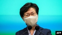 香港特首林郑月娥在香港举行的每周例行记者会上讲话。(2020年6月9日)