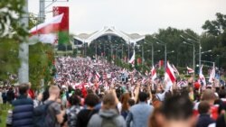 ဖမ်းဆီး ဖိနှိပ်မှုတွေကြားက ဘယ်လာရုစ် လူထုဆန္ဒပြပွဲ တလနီးပါးထိ ရှိလာ ဖမ်းဆီး ဖိနှိပ်မှုတွေကြားက ဘယ်လာရုစ် လူထုဆန္ဒပြပွဲ တလနီးပါးထိ ရှိလာ