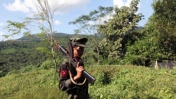 ဖားကန့် ဆယ်ဇင်းကျေးရွာ တိုက်ပွဲကြားမှာ ဒေသခံတချို့ပိတ်မိ ဖားကန့် ဆယ်ဇင်းကျေးရွာ တိုက်ပွဲကြားမှာ ဒေသခံတချို့ပိတ်မိ