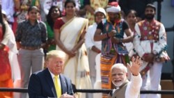 Donald Trump နဲ့ Narendra Modi အိန္ဒိယလူထုနဲ့ တွေ့ဆုံ Donald Trump နဲ့ Narendra Modi အိန္ဒိယလူထုနဲ့ တွေ့ဆုံ