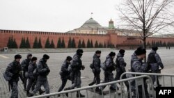 Архівне фото: службовці російської нацгвардії поблизу Кремля, березень 2024 року 