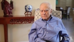 为什么文革会发展到成为一个大灾难?李敦白说,是领导错误。 为什么文革会发展到成为一个大灾难?李敦白说,是领导错误。