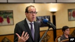 Giám đốc Điều hành của CPJ Joel Simon nói: “Với các thông tin mới mà ProPublica và Frontline điều tra được, chúng tôi kêu gọi Bộ Tư pháp [Mỹ] mở lại cuộc điều tra các vụ giết người này”. 