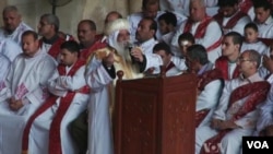 在最近发生了宗教暴力事件后,埃及的大约8百万名基督徒,对于他们在这个由伊斯兰政府执政国家的命运感到担忧。