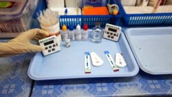 မြန်မာမှာ HIV ကူးစက်သူအရေအတွက် ကျဆင်းလာကြောင်း အစိုးရပြော မြန်မာမှာ HIV ကူးစက်သူအရေအတွက် ကျဆင်းလာကြောင်း အစိုးရပြော