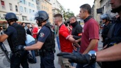 ယူရို ၂၀၁၆ မှာ ရုရှားနဲ့ အင်္ဂလန်ပရိသတ်တွေ ရုန်းရင်းဆန်ခတ်ဖြစ် ယူရို ၂၀၁၆ မှာ ရုရှားနဲ့ အင်္ဂလန်ပရိသတ်တွေ ရုန်းရင်းဆန်ခတ်ဖြစ်