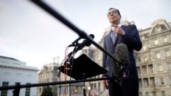 美国财政部长姆努钦在白宫外对媒体讲话。(2020年1月15日)