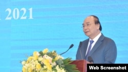 Thủ tướng Nguyễn Xuân Phúc phát biểu tại Hội nghị tổng kết công tác năm 2020 và triển khai nhiệm vụ năm 2021 ngành Công thương, ngày 7/1/2021. Photo Nhân dân