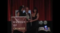 纽约市长彭博获华裔肯定 继续推动移民法改革 纽约市长彭博获华裔肯定 继续推动移民法改革