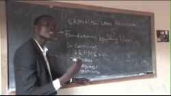 肯尼亚兰加塔女子监狱犯人学习法律 肯尼亚兰加塔女子监狱犯人学习法律