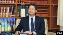 台湾外交部发言人李宪章 (美国之音杨明拍摄)