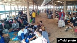 ထိုင်းဘက်ကို တိမ်းရှောင်လာတဲ့ စစ်ဘေးဒုက္ခသည်များ။ (၁၂-၁၆-၂၀၂၁။ ဓာတ်ပုံ-Panya)