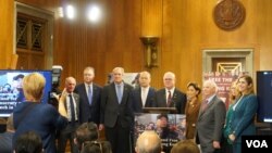 美国国会参议院外交关系委员会举行活动,声援并呼吁释放香港壹传媒创办人黎智英和其他香港政治犯。(美国之音记者李逸华拍摄,2024年9月18日)