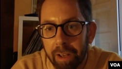 人权团体“保护卫士”瑞典籍的创办人彼得.达林(Peter Dahlin)(美国之音黄丽玲拍摄)