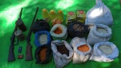 ARSA အဖွဲ့ဝင်တွေကို လက်နက်/ခဲယမ်း၊ လက်လုပ်မိုင်းနှင့်အတူ ဖမ်းဆီးရမိ ARSA အဖွဲ့ဝင်တွေကို လက်နက်/ခဲယမ်း၊ လက်လုပ်မိုင်းနှင့်အတူ ဖမ်းဆီးရမိ