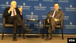 美国著名政治学者,前国防部官员约瑟夫·奈星期三在华盛顿约翰霍普金斯大学高级国际问题研究院(SAIS)就美国和世界秩序发表演讲。(2017年3月1日,美国之音斯洋拍摄)