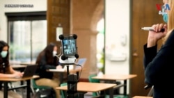 រូបយន្ត Swivl សម្រួលដល់ការបង្រៀននិងរៀនក្នុងអំឡុងពេលវិបត្តិជំងឺកូវីដ១៩ រូបយន្ត Swivl សម្រួលដល់ការបង្រៀននិងរៀនក្នុងអំឡុងពេលវិបត្តិជំងឺកូវីដ១៩