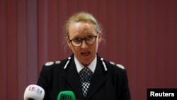 2024年7月29日,英国默西塞德警察局局长塞雷娜·肯尼迪在新闻发布会上讲话。(路透社照片)