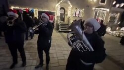 Perumahan Unik Sajikan Pengalaman "Winter Wonderland" Khas New York Perumahan Unik Sajikan Pengalaman "Winter Wonderland" Khas New York