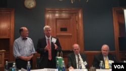 韩美研究所(ICAS)2016年6月24日在华盛顿举行的一次研讨会(美国之音叶林拍摄)