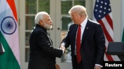 美国总统川普2017年6月26日与印度总理莫迪(左)举行联合记者会