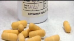 Bổ sung sinh tố và khoáng chất có thể làm chậm đà tiến của HIV Bổ sung sinh tố và khoáng chất có thể làm chậm đà tiến của HIV