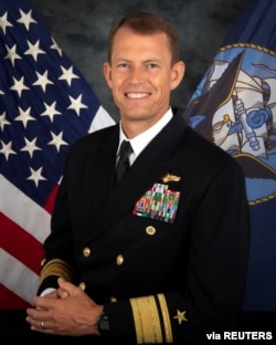 资料照片:美国国防部公布的海军少将史达曼的照片。