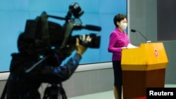 香港特首林郑月娥在香港的一个记者会上宣布进行立法会选举制度改革的计划。(2021年3月8日)