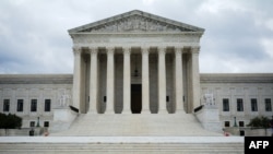 资料照片:位于华盛顿的美国最高法院。(2021年9月1日)