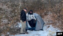 警方在犹他州布里格姆市附近旷野的一个帐篷里找到了失踪的中国留学生。(2023年12月31日)