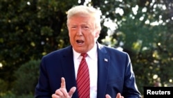 特朗普总统星期天(9月22)在白宫回答记者问题。