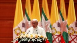 မြန်မာနိုင်ငံအနာဂတ်အတွက် ငြိမ်းချမ်းရေးကို ရှေ့ရှုဖို့ ပုပ်ရဟန်းမင်းကြီး တိုက်တွန်း မြန်မာနိုင်ငံအနာဂတ်အတွက် ငြိမ်းချမ်းရေးကို ရှေ့ရှုဖို့ ပုပ်ရဟန်းမင်းကြီး တိုက်တွန်း